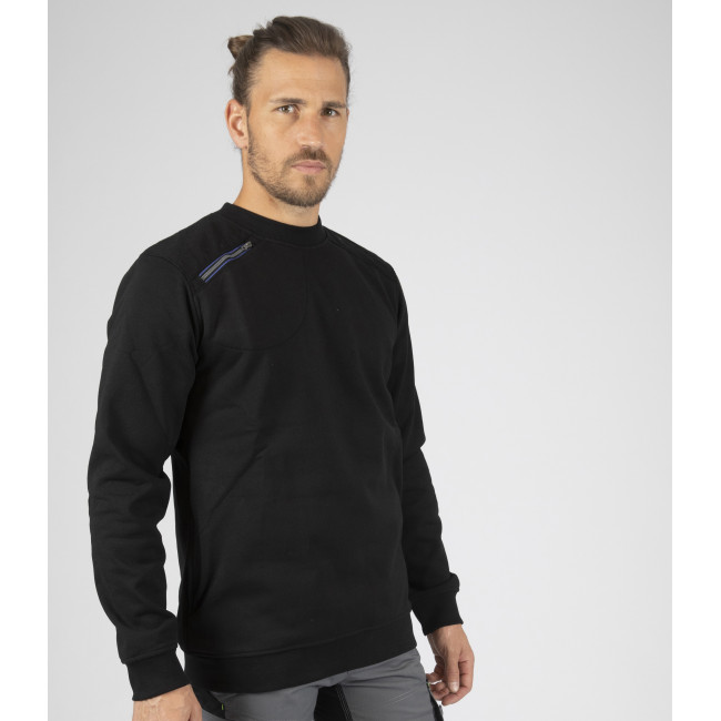 SWEATSHIRT MIT RUNDHALS LEON SCHWARZ - Nine Worths by North Ways