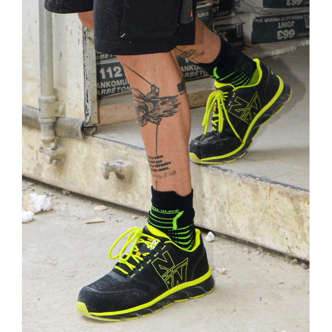 Veiligheidsschoenen Justin S1P SRC zwart/fluogeel - Nine Worths by North Ways
