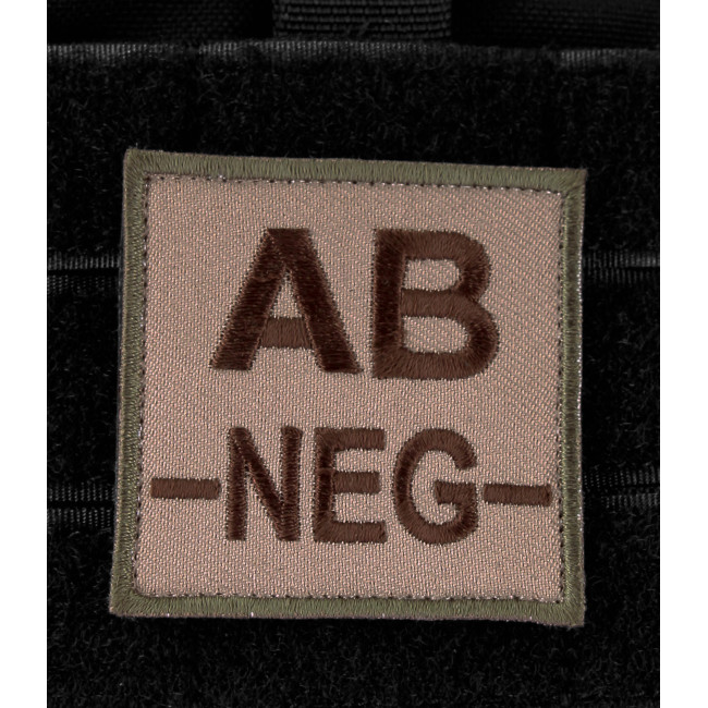 Badge bloedgroep AB- Bruin op Beige - DMB