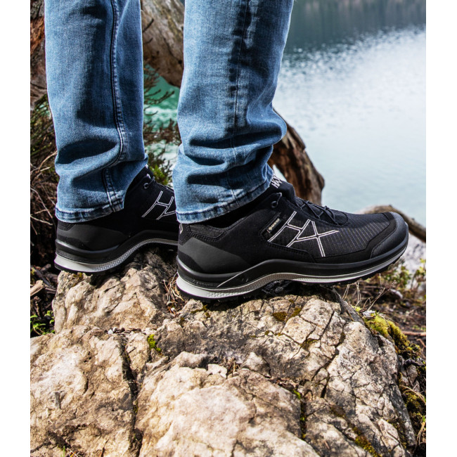 Chaussures BLACK EAGLE Adventure 3.0 GTX low - Noir Argent - Haix