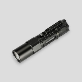 Compacte oplaadbare tactische lamp XT1A (1 000 lumen) - Zwart - Klarus