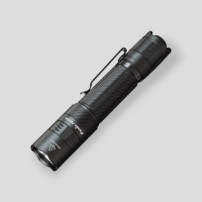 Torcia tattica ricaricabile PD32R - 1400 Lumen - Fenix