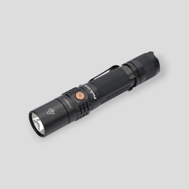 Lampe Fenix rechargeable UC35 - 1000 lumens