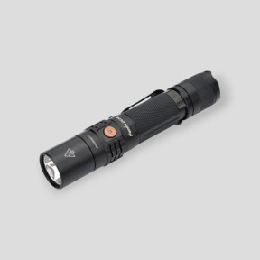 Torcia Fenix ricaricabile UC35 - 1000 lumen