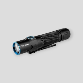 Linterna Táctica estroboscópica de doble Interruptor 2300 Lúmenes Warrior 3S Negro - Olight