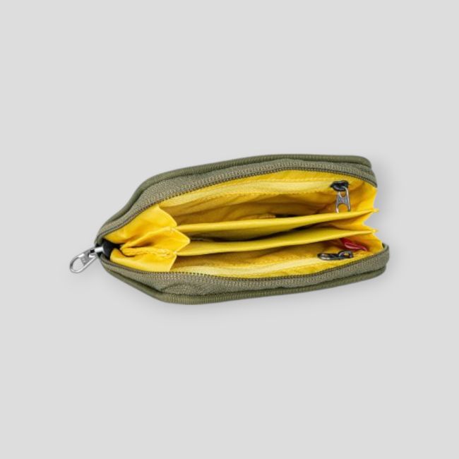 Portafoglio con blocco RFID 19x9x2cm verde oliva - Tatonka