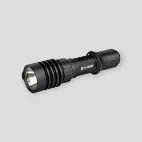 Linterna táctica 2600 lúmenes con estrobo Warrior X4 - Negro - Olight
