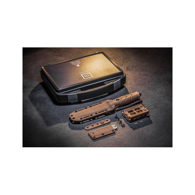 Cuchillo Le Vengeur + funda kydex + pasador cinturón + kit molle + piedra de fuego + piedra de afilar - Tan - TB Outdoor