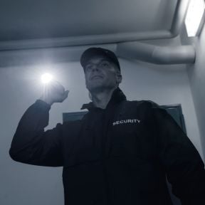 Torcia tattica ricaricabile compatta ED10 (1.400 lumen) - Nextorch