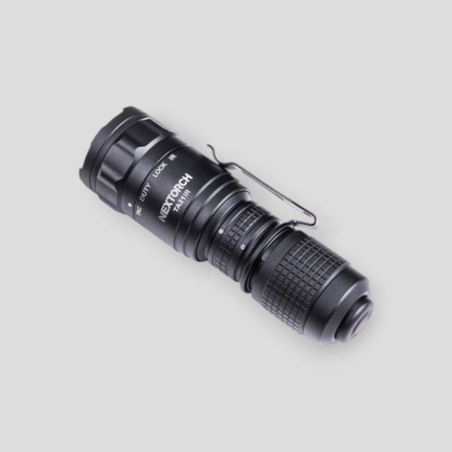 Torcia tattica ricaricabile compatta TA21 IR (1 300 lumen) - Nextorch