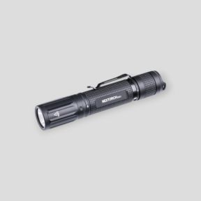 Lanterna tática recarregável E52D (3 700 lúmenes) - Nextorch