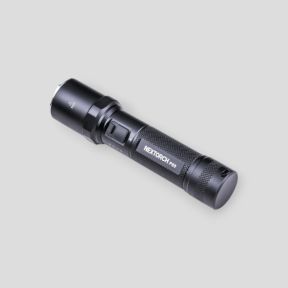 Lampe tactique rechargeable P80B (2 100 lumens) - Nextorch
