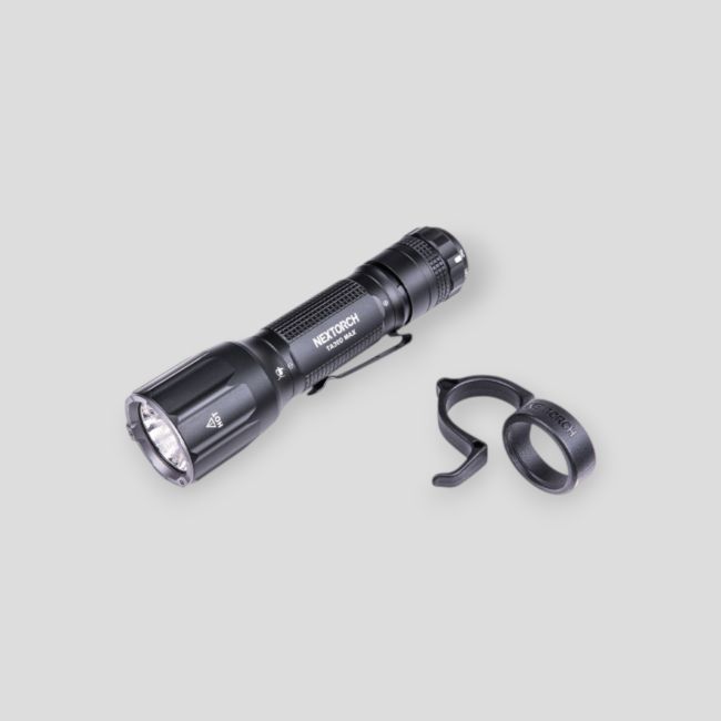 Taktische wiederaufladbare Taschenlampe TA30D MAX (4 000 Lumen) - Nextorch