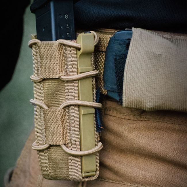 Pojedynczy uchwyt na magazynek Condor do pistoletów - Coyote - Trix Tactical