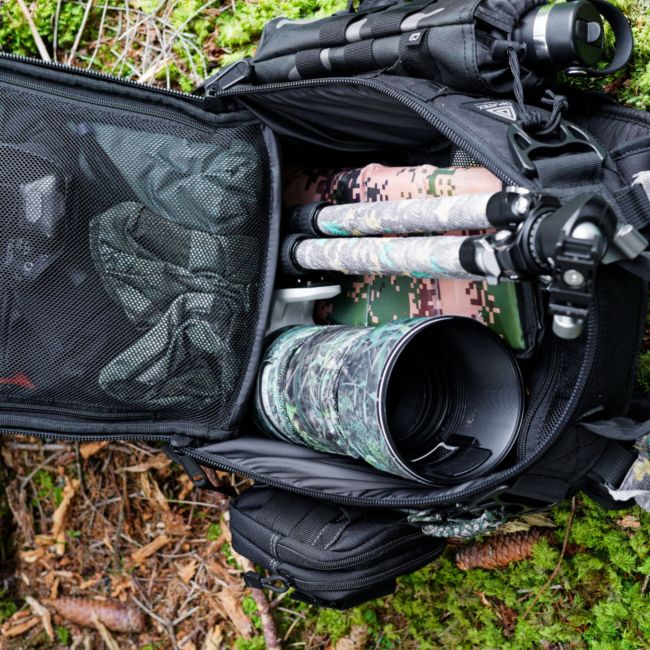 Plecak ze sztywnym tyłem MATT 19L - Full Black - Dimatex