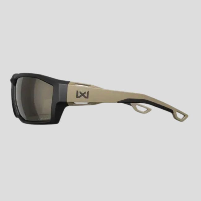 Óculos de sol Alpine (lentes Captivate™ polarizadas e espelhos Cinza Tungsténio) - Preto/Tan - Wiley X