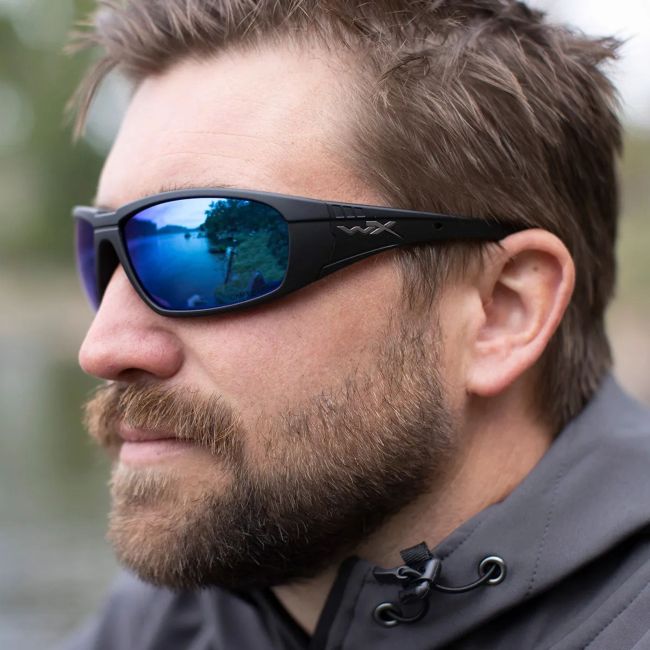 Óculos de sol Boss (lentes Captivate™ polarizadas e espelhos Azuis) - Preto - Wiley X