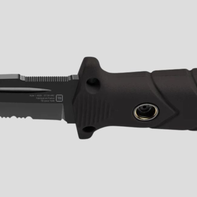 Couteau Le Vengeur + étui kydex + passant ceinture + molle kit + pierre à feu + plaquette affûtage - Noir - TB Outdoor