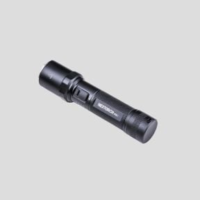 Wiederaufladbare Taschenlampe P81B (3 700 Lumen) - Nextorch