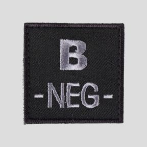ECUSSON FEUTRE BRODE GROUPE SANGUIN DOS AUTO-AGRIPPANT B NEG NOIR - Patrol Equipement