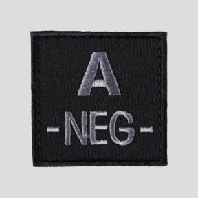 Quadratischer 3D-Stoff-Patch Blutgruppe A- mit Klettverschluss - Schwarz