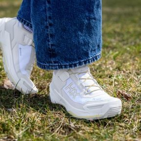 Scarpe basse da donna Black Eagle EVO Adventure GTX - Bianco/Dorato - Haix
