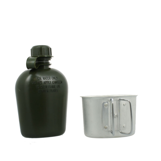Veldfles plast. met beker en hoes Camo - Miltec