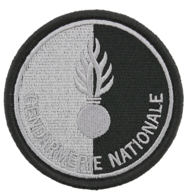 Ecusson Gendarmerie Nationale non agrée basse visibilité Noir