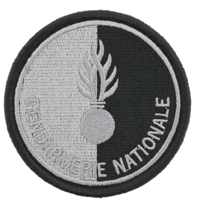 Ecusson Gendarmerie Nationale non agrée basse visibilité Noir