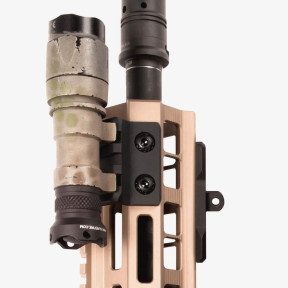 3 Slots verschoven M-LOK aluminium rail - Magpul