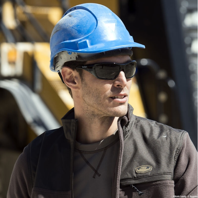 Lunettes de protection fumées HUSTLER - Bollé Safety