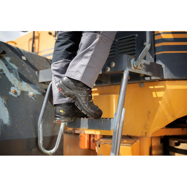 Chaussures de sécurité BLACK EAGLE Safety 40 mid/black-black - Haix