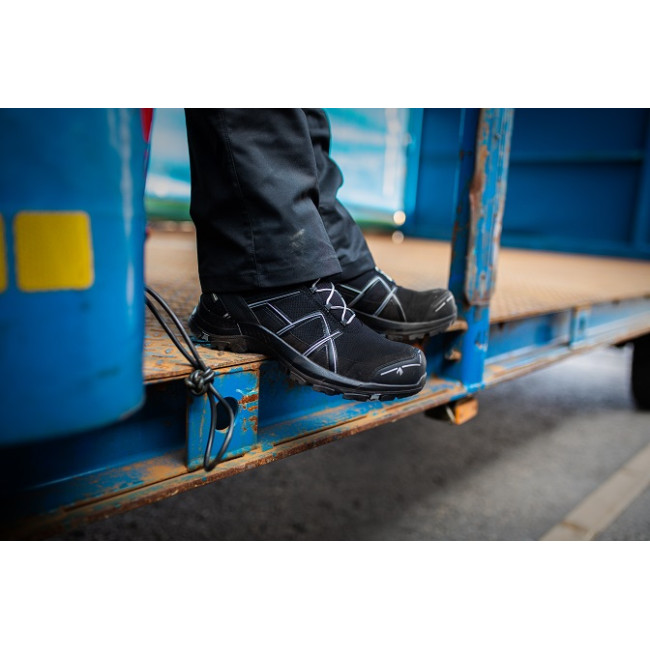 Sicherheitsschuhe BLACK EAGLE Safety 40.1 mid/schwarz-silber - Haix