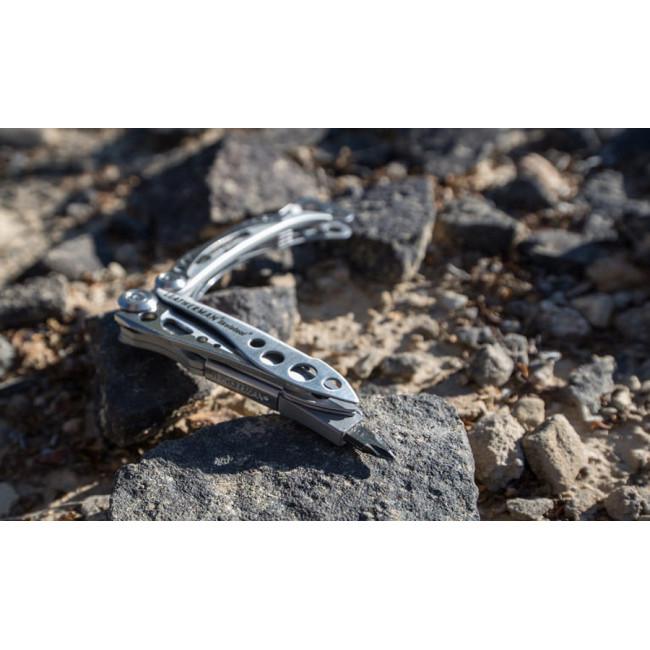 Pince multifonctions Skeletool 7 outils gris acier - Leatherman