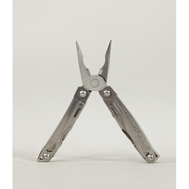 Pince Multifonctions 14 outils Sidekick gris avec étui - Leatherman